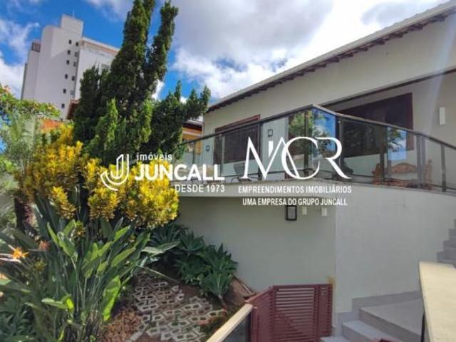 Casa de 4 quartos e 2 vagas de garagem para venda no bairro Nova Floresta!