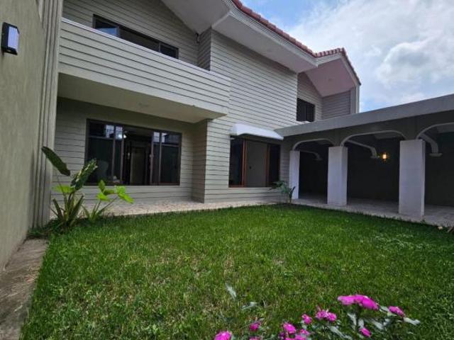 Casa de 4 recámaras en Renta/Venta, Abelardo L. Rodríguez, Orizaba