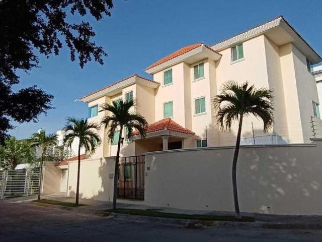 Casa de 4 recamaras en SM11 Cancún: ubicación, conectividad y seguridad