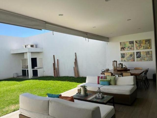 Casa de 4 recámaras en VENTA en Jardines del Campestre