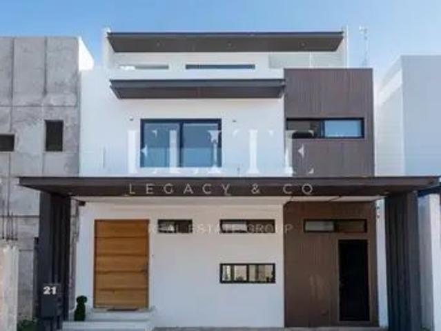Casa de 4 Recámaras en Venta en Residencial Río
