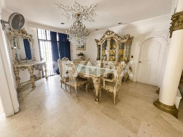CASA DE 4 RECAMARAS Y 3.5 BAÑOS PARA EL DISFRUTE DE TU FAMILIA CON ALBERCA