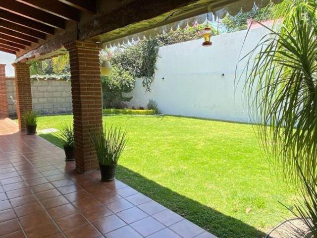 Casa de 4 recámartas 2 en PB en venta en Jurica Campestre, Querétaro