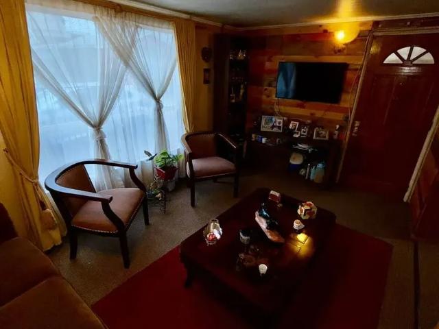 Casa De 4d3b Con Amplios Espacios En Brisas Del Sur