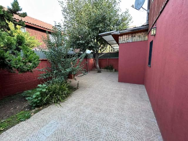 Casa de 4d y 2b 72149 | 4 dormitorios por 130000. 00 en Chillán