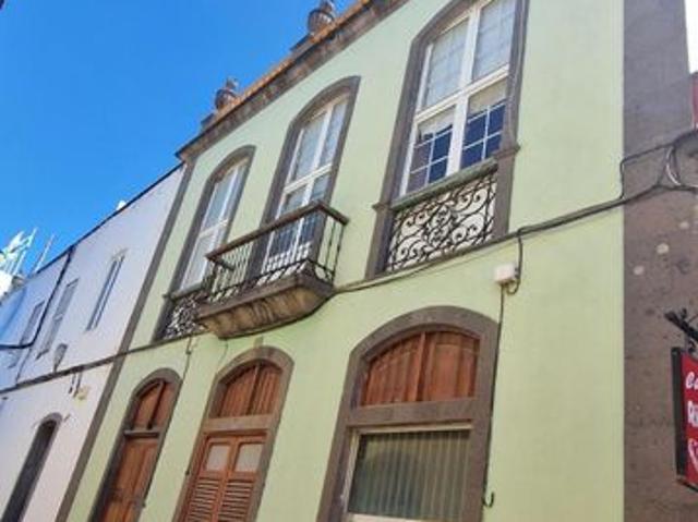 Casa de 541 m2 en venta Arucas, Canarias