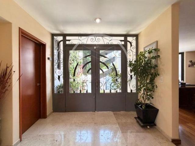 Casa de 542m2 en venta en Bosques de la Herradura fraccionamiento con seguridad