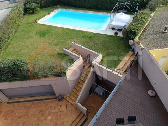 Casa de 547 m² à venda Aldoar, Porto