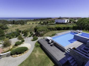 Casa de 580 m² à venda Meia Praia, Lagos, Faro