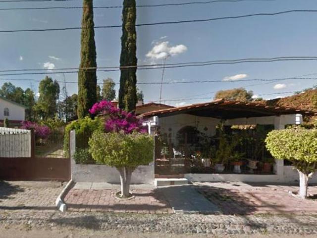 Casa de 500 m² con 4 recámaras en venta en Lomas de Comanjilla, León
