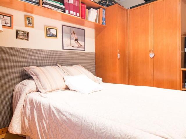 Casa de 501 m2 en venta Zuera, Aragón