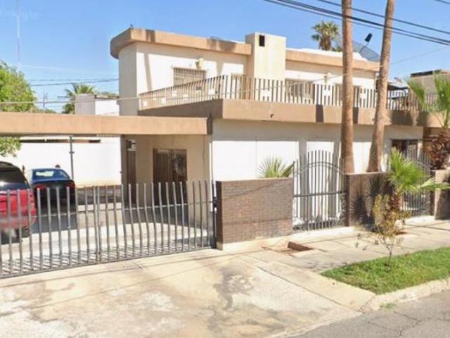 Casa de 504 m² con 4 recámaras en venta en Nueva AVENIDA MIGUEL NEGRETE 2033, NUEVA, C.P. 21100