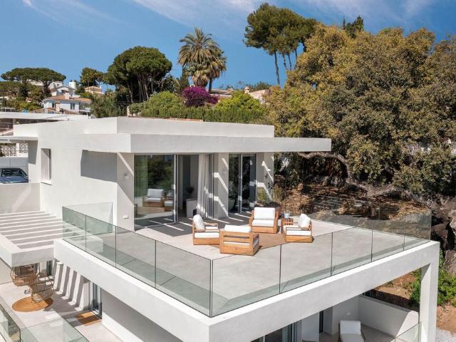 Casa de 511 m2 en venta Elviria, Andalucía