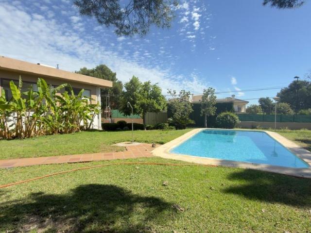 Casa de 516 m2 en venta Torrente, España