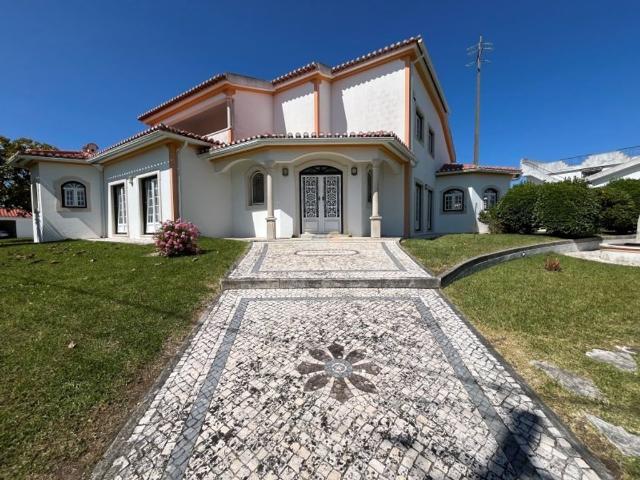 Prestigiosa casa de 519 m² à venda Bombarral, Leiria