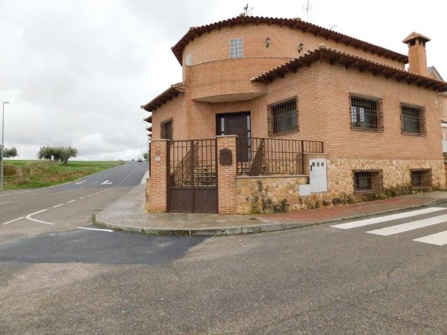 Casa de 533 m2 en venta La Alameda de la Sagra, Castilla La Mancha