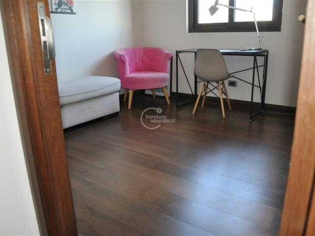 Casa de 5 dorm. Exclusivo condominio San Carlos de Apoquindo | 5 dormitorios por 27500.00 en Las Condes