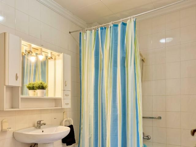 Casa de 5 dormitorios con espacio comercial en planta calle 546m² Molina de Segura