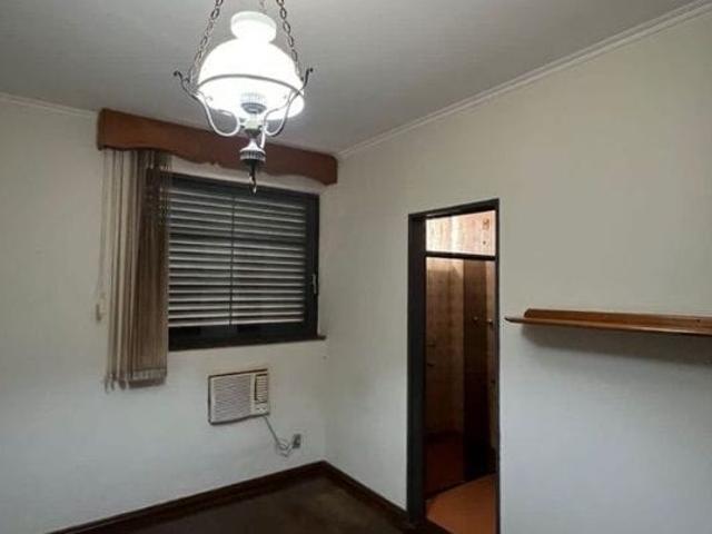 CASA DE 5 QUARTOS 8 VAGAS DE GARAGEM, 704m² DE TERRENO NO ALTO DA BOA VISTA