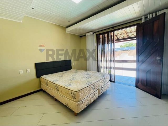 Casa de 5 Quartos p/ Alugar em Vilas do Atlântico