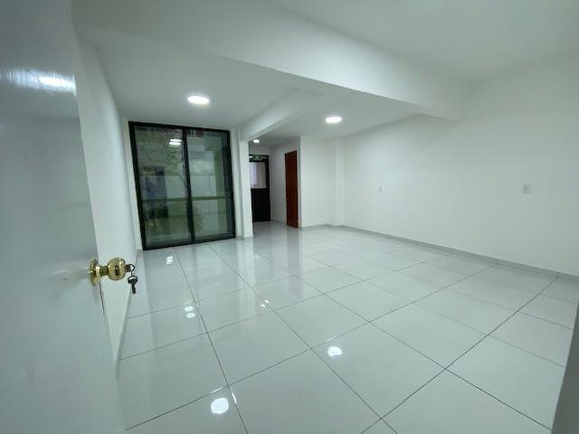 Casa de 5 recámaras con terraza en renta en Insurgentes Mixcoac, Mixcoac