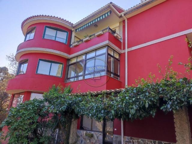 Casa de 672 m2 en venta Vigo, España