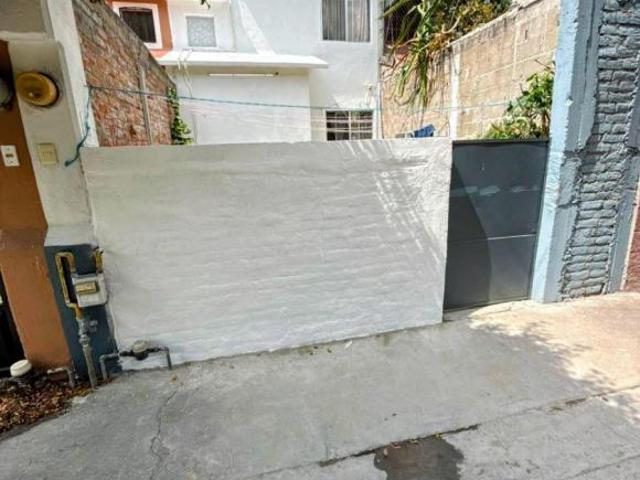Casa de 67 m² con 3 recámaras en venta en Misión Santa Fe