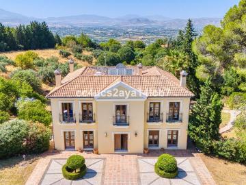 Casa de 600 m2 en venta Alhaurín el Grande, Andalucía
