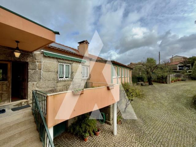 Prestigiosa casa de 600 m² à venda Guimarães, Portugal