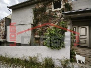 Casa de 601 m² à venda Mirandela, Bragança
