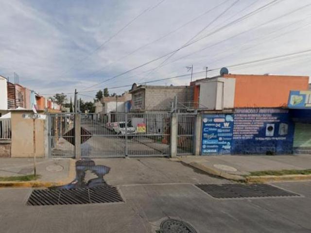 Casa de 60 m² con 2 recámaras en venta en Tultepec