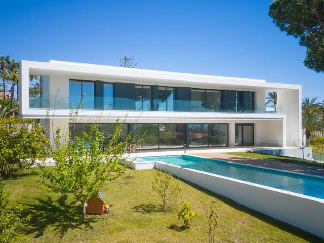 Casa de 639 m2 en venta Marbesa, España