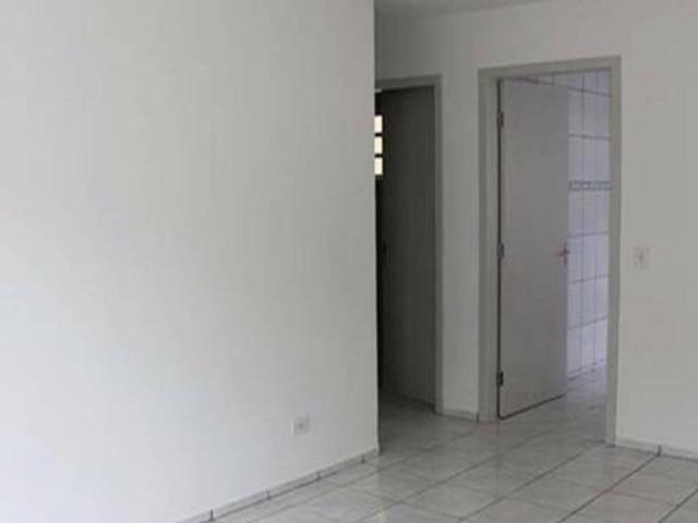 Casa de 63 m² na Franklin Soares Gomes Uberaba Curitiba PR, aluguel por R$ 2.800/mês