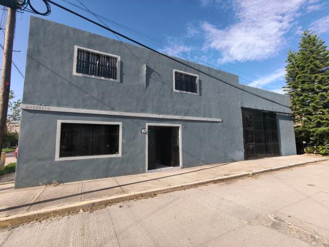 Casa de 6 habitaciones en venta, colonia Las Encinas