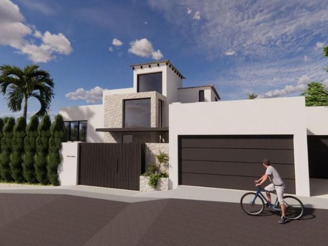 Casa de 750 m2 en venta Nueva Andalucia, España