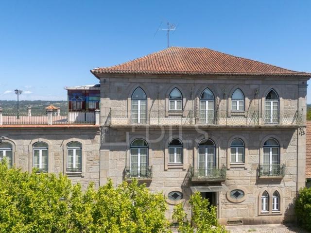 Casa de 789 m² à venda Nelas, Viseu