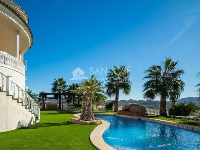 Casa de 700 m2 en venta Hondón de las Nieves, España