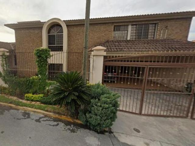 Casa de 717 m² con 5 recámaras en venta en Guadalupe