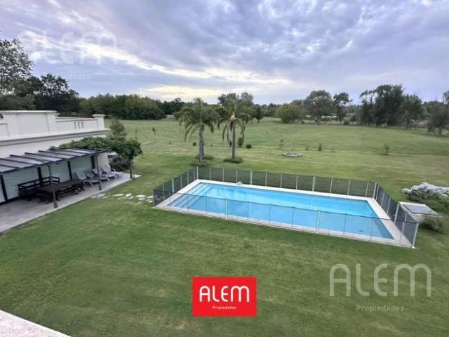 Casa de 7 ambientes en venta y alquiler en Estancia Villa Maria Canning