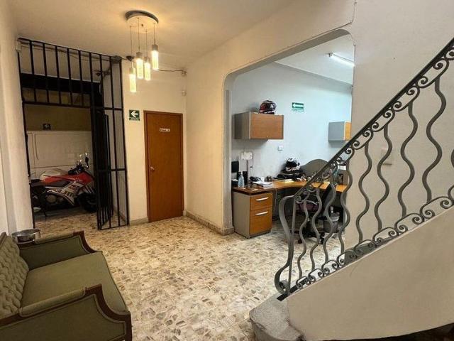 Casa con uso de suelo en Anzures