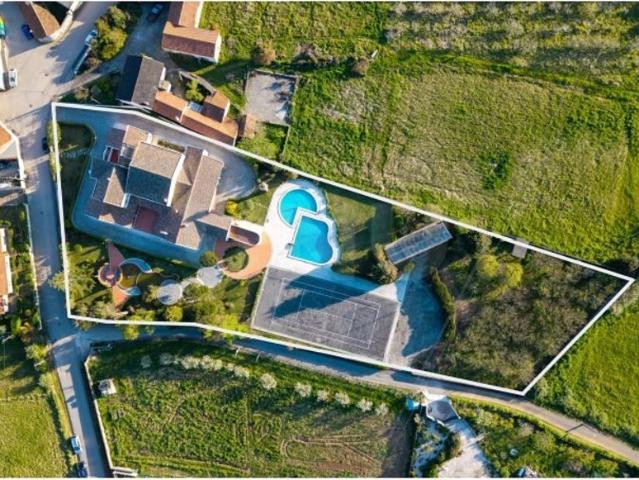 Casa de 858 m² à venda Alcobaça, Leiria