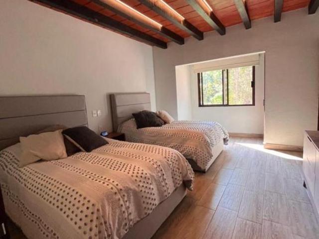 Casa de 958 m² con 4 recámaras en venta en Tapalpa