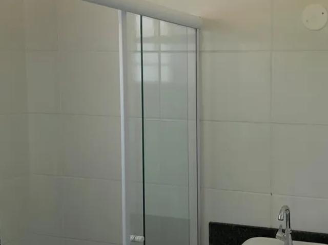 Casa de 90 m2 no bairro Genova com 3 quartos sendo uma suite, com infra para AC, 2 vagas de carro