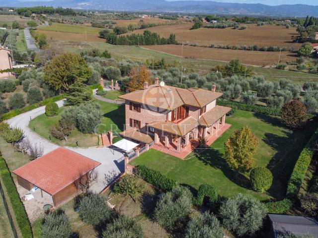 Casa del Vento 425m² Castiglione del Lago