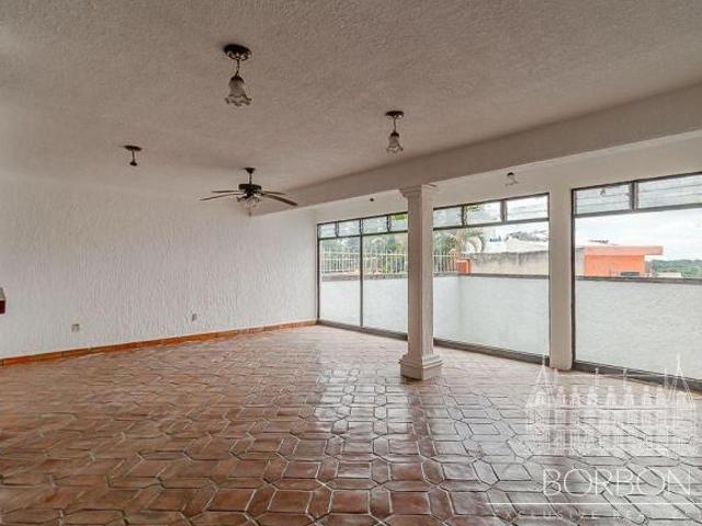 CASA DEL GORRION