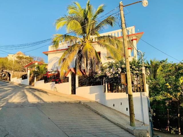 Casa Delf?n en venta, Estacahuite, San Pedro Pochutla, Oaxaca