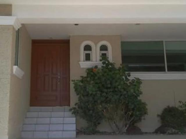 Casa Dentro de Coto Bugambilias Primera Sección