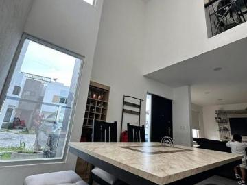 CASA DENTRO DE PRIVADA EN JIUTEPEC, CENTRO
