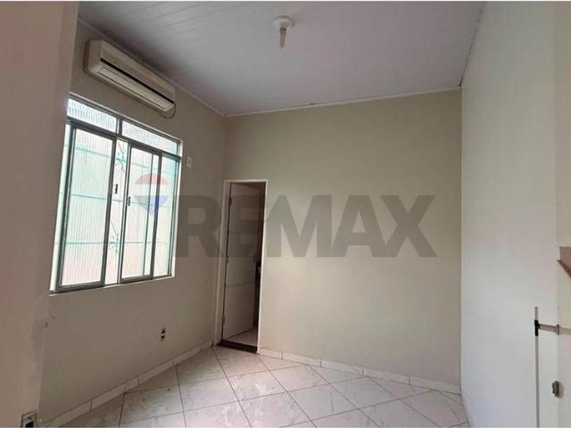 Casa Desocupada 270m² Com Churrasqueira Marabá