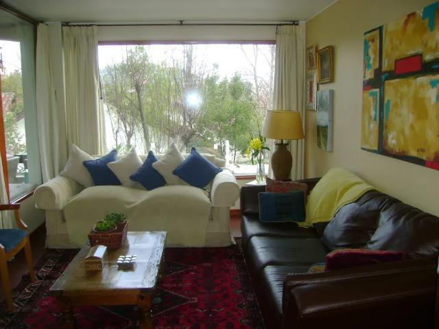 Casa departamento / estoril 707 / sector clinica las condes